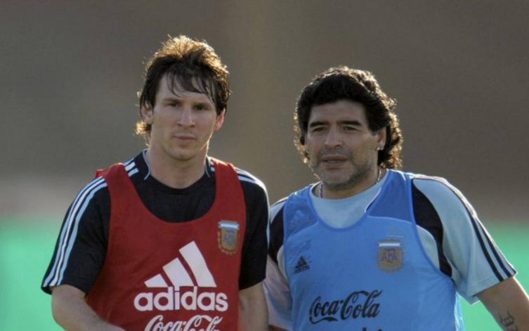 Maradona criticó a Messi: “No lo endiosen más” 