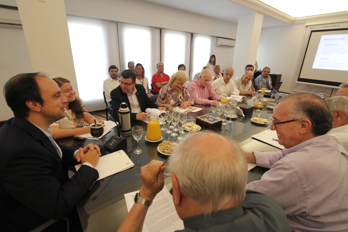 Unánime respaldo a las Escuelas de Trabajo