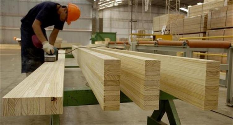 Los precios mayoristas volaron 74 % en un año