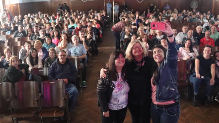 La provincia titularizará a capacitadores de oficios