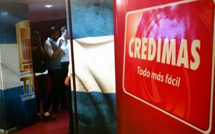 Credimás cerró y despide a 300 trabajadores