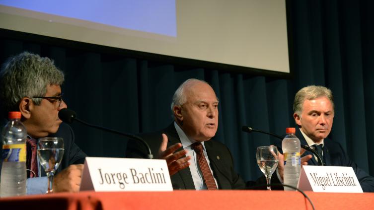 El gobernador reclamó la ley de narcomenudeo