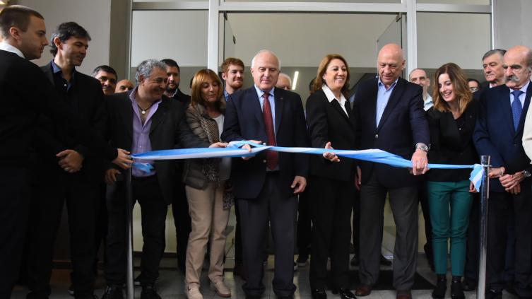 Lifschitz: “Santa Fe se distingue del resto de la Argentina” 