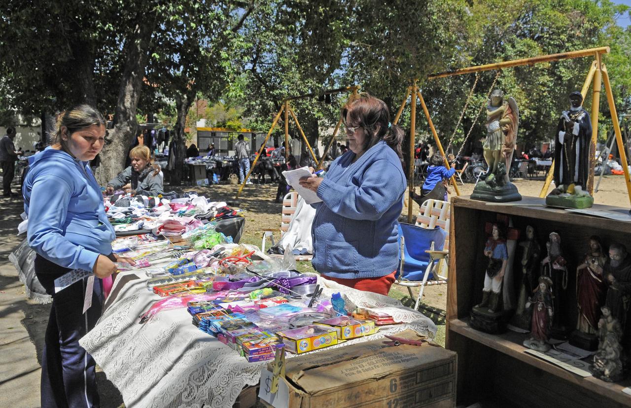 El comercio se queja porque nadie controla a las Saladitas