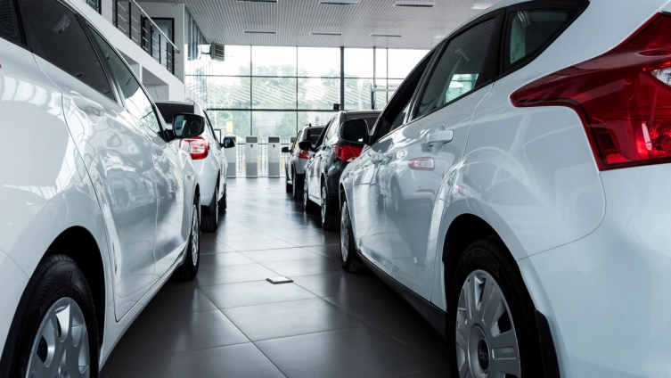 Caída récord del 40 % en las ventas de autos