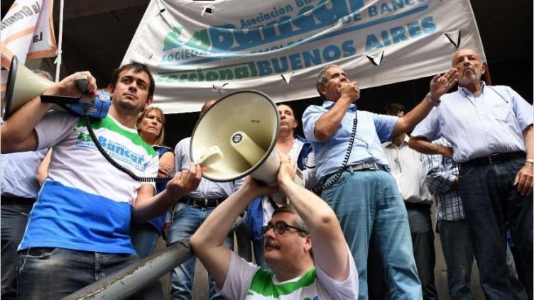 Bancarios logró un plus del 12 % y acumula 44,4 % en el año