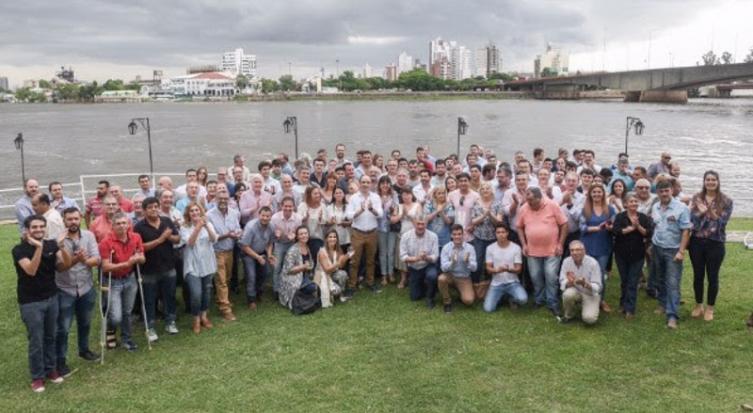 Corral reclamó un plan hídrico para la provincia 
