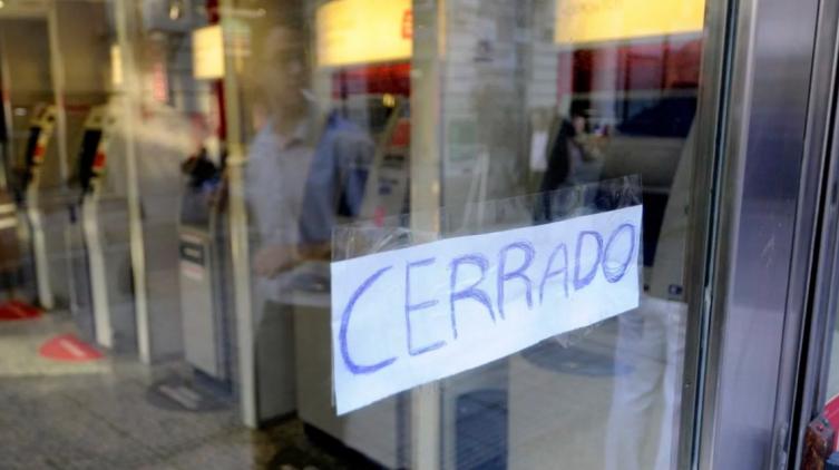 Bancarios paran este viernes en todo el país