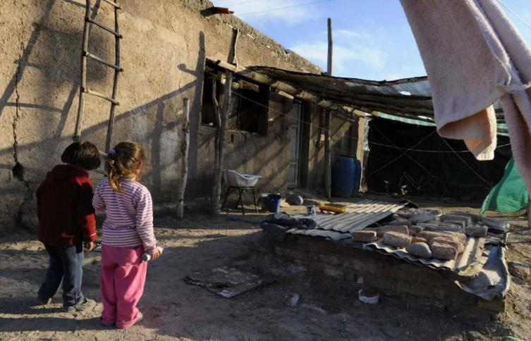 Una familia necesitó $ 24.241 para no ser pobre 