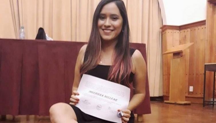 Se recibió de ingeniera nuclear con un 10 en la tesis