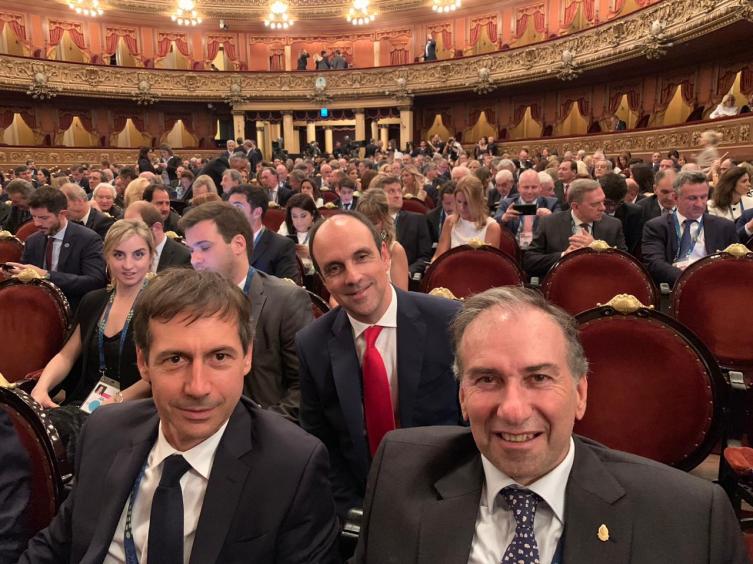 José Corral participó de la Gala de Honor en el Colón