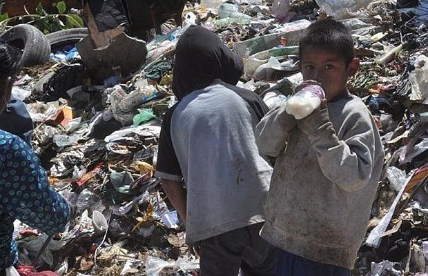 Casi la mitad de los chicos argentinos son pobres