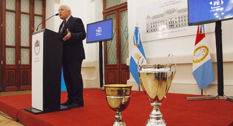 Lifschitz recibió a los campeones de la Copa Santa Fe 