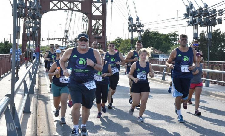 520 corredores en la Maratón de la Defensoría del Pueblo