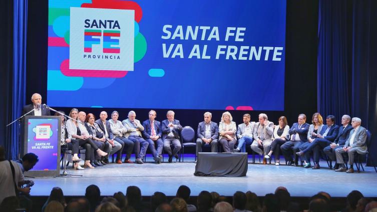 Lifschitz: “Hemos sembrado a la provincia de obras y proyectos” 