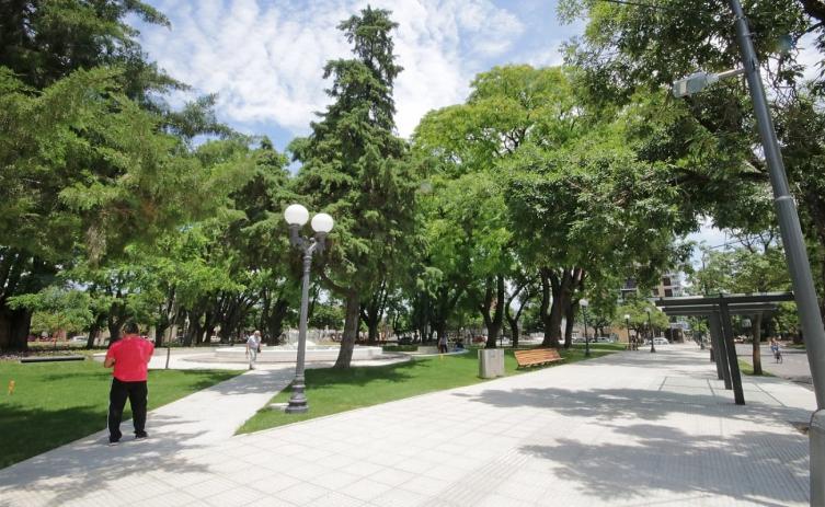 La Pueyrredón, otra plaza renovada en la Ciudad de Santa Fe