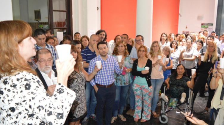 Estabilidad laboral para 419 trabajadores de Salud
