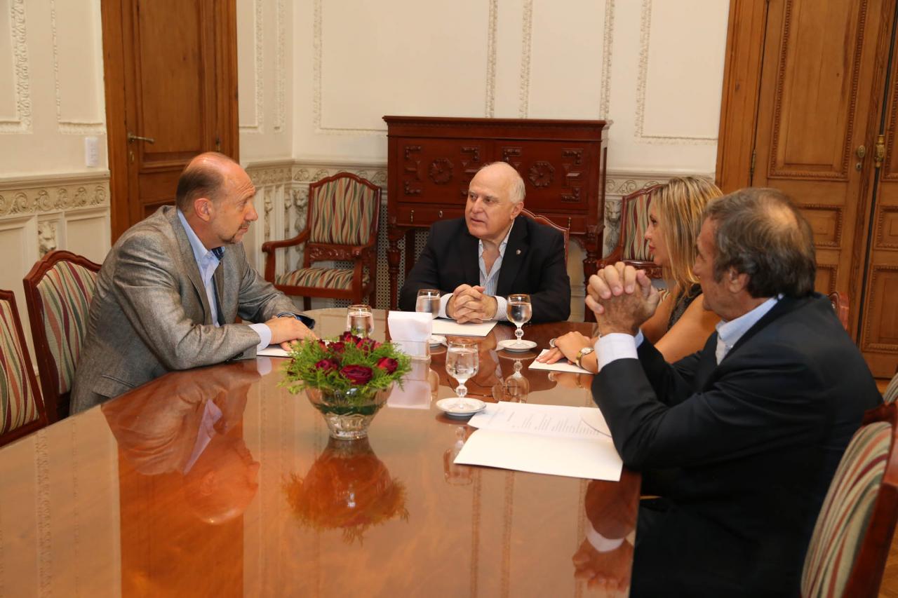 Lisfchitz y senadores acordaron temas prioritarios para Santa Fe