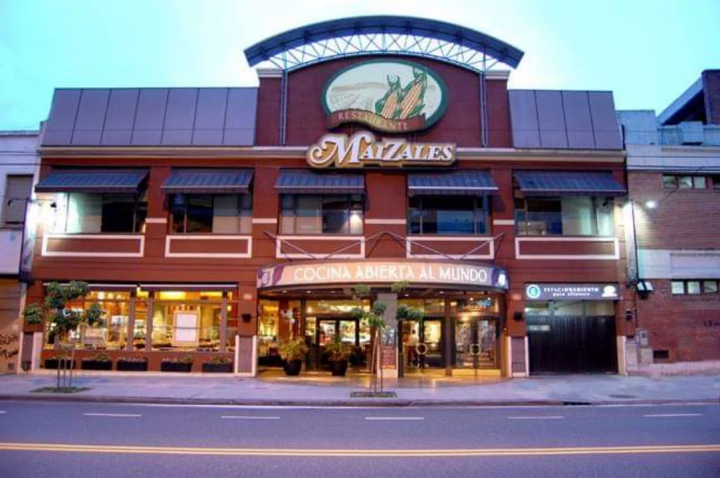 Cerró restaurante y 80 personas se quedan sin trabajo