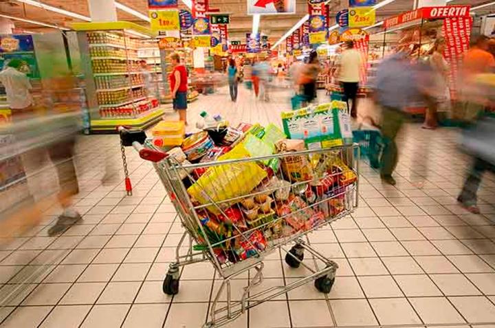 El 43 % del gasto en alimentos se va en impuestos