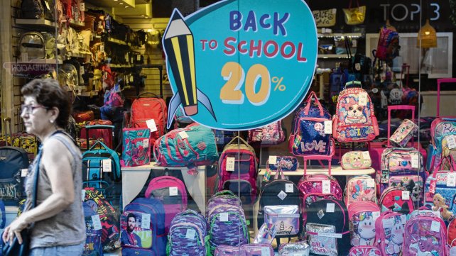 Mandar a un niño a la escuela costará unos $ 3.500