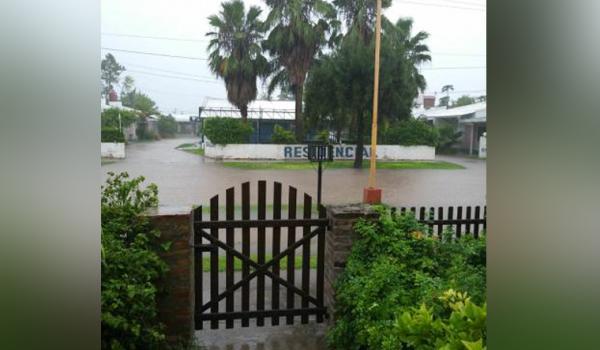 Tostado, otra vez bajo agua