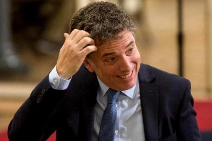 Dujovne aseguró que “crecerán los salarios”