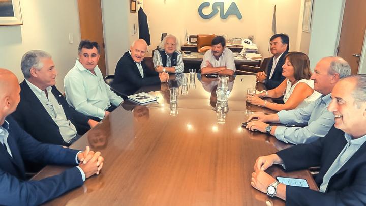 Lifschitz se reunió con la Mesa de Enlace