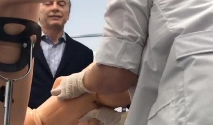 Mauricio Macri aprendió a hacer RCP