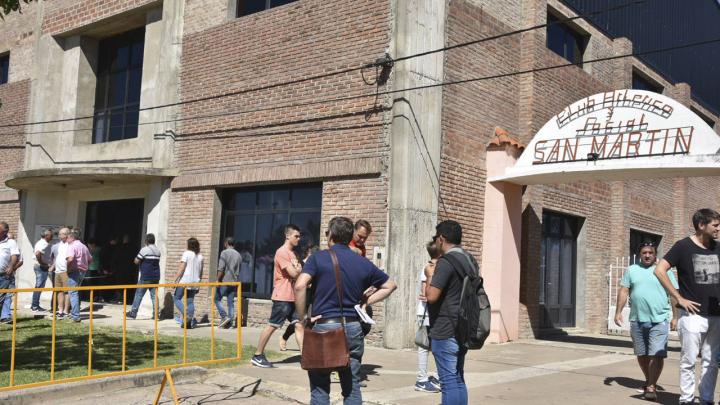 Un Progreso de luto despidió a Emiliano Sala