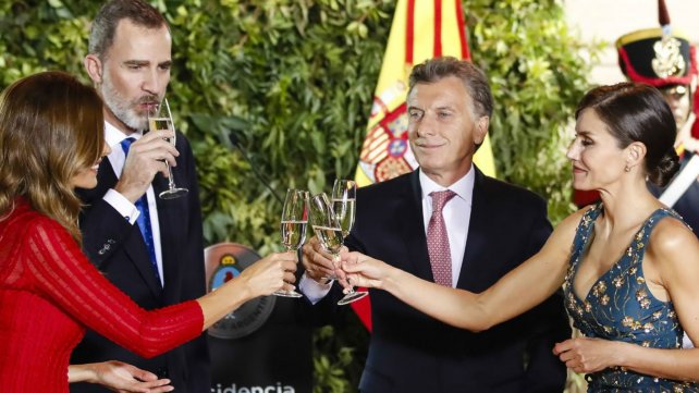 Macri aseguró a los reyes de España que va a ganar en octubre