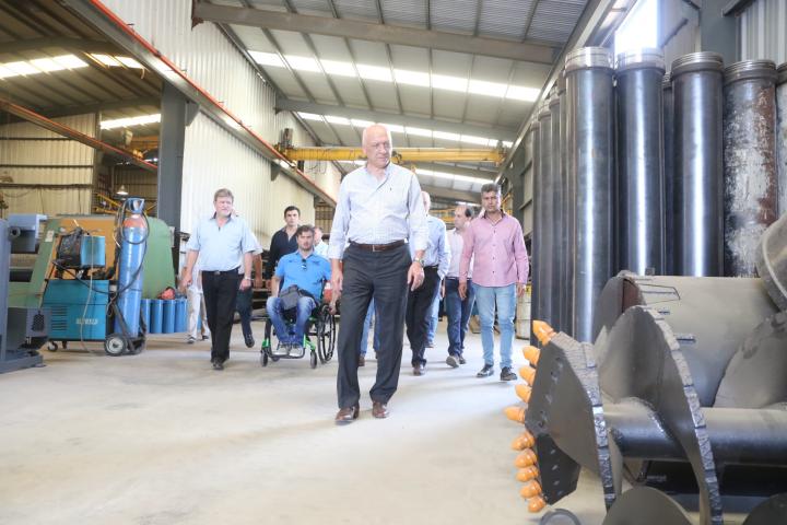 Bonfatti: “Vamos a cuidar el trabajo de los santafesinos” 