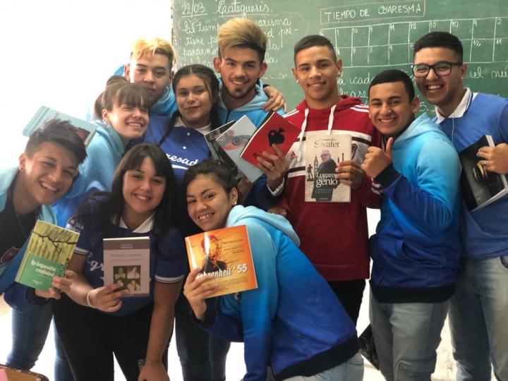 Inauguraron una biblioteca de autores rosarinos