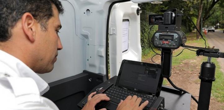 Un juez declaró que las fotomultas son inconstitucionales