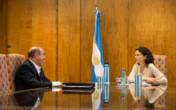 Santa Fe pidió a la Nación recursos para construir viviendas 