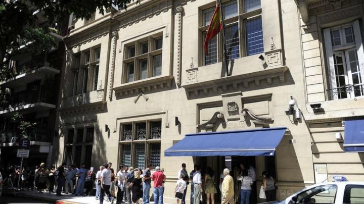 España entregará visa de trabajo a 1500 argentinos