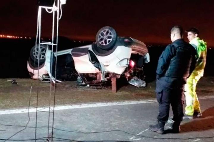 Siniestro fatal en la autopista Rosario-Córdoba: 5 muertos