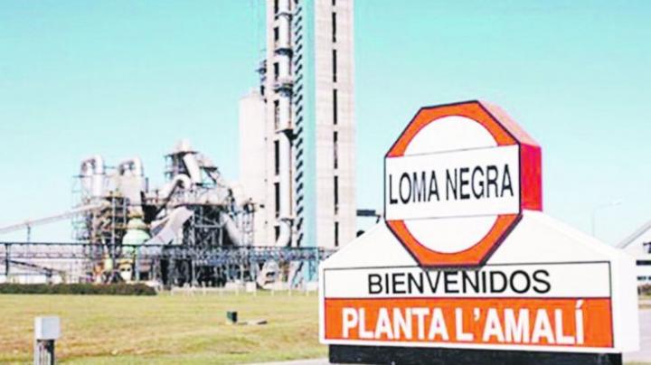 La cementera Loma Negra despide a 100 empleados 