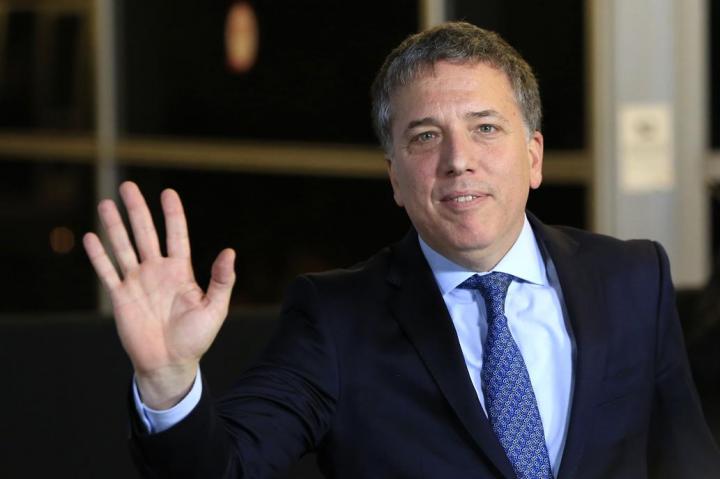 Dujovne le pidió a Cristina que gobierne como Cambiemos