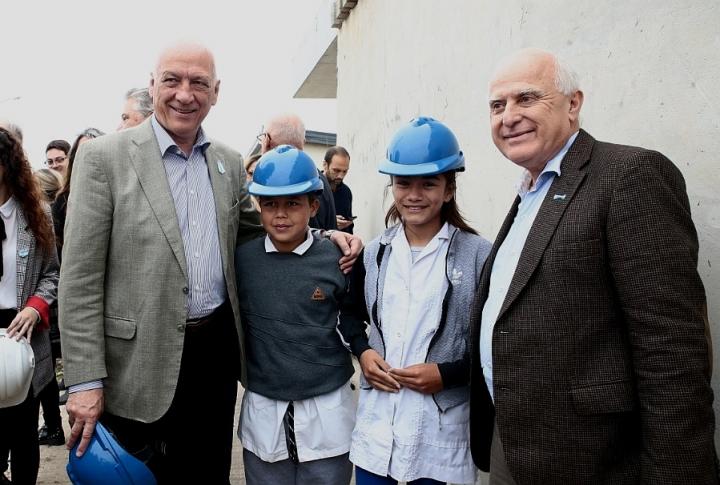 Bonfatti: “Construimos 255 escuelas en toda la provincia” 