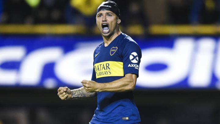 Vélez expulsó a Mauro Zárate y lo declaró “persona no grata” 