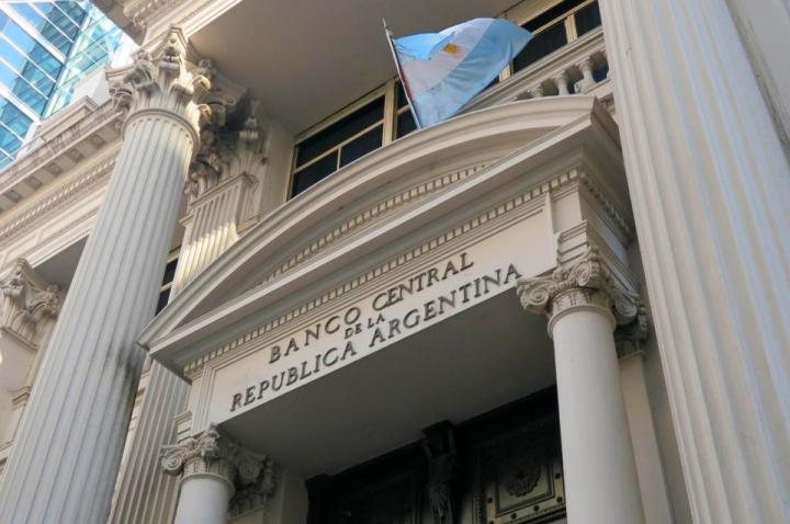 El Banco Central ofrece 30 puestos a jóvenes profesionales