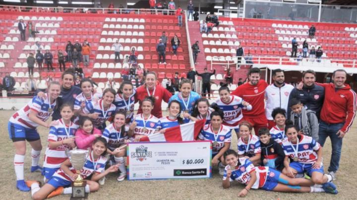 Unión ganó la Copa Santa Fe de Fútbol Femenino