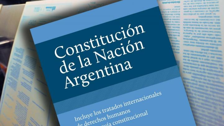 Alumnos deberán prometer lealtad a la Constitución