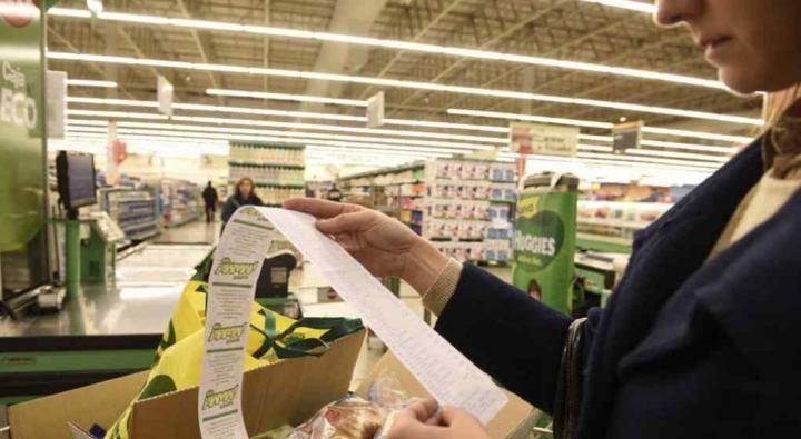 Una familia necesitó más de 30 mil pesos para no ser pobre