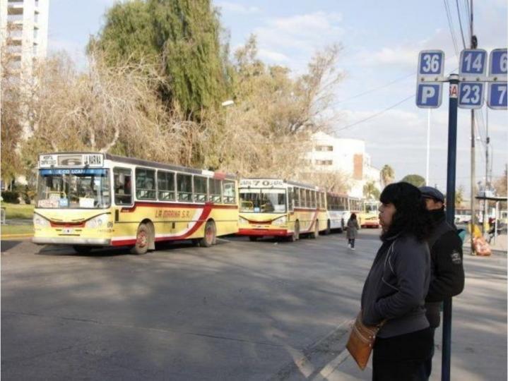 Se levantó el paro de colectivos 