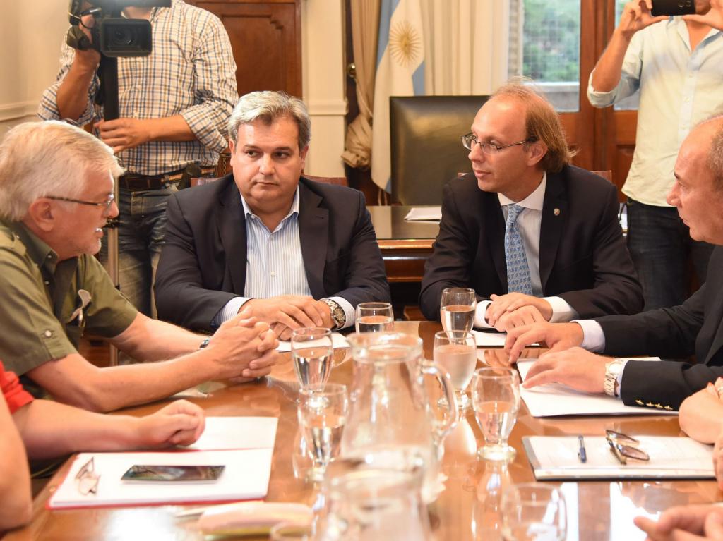 Ultimátum al gobierno: lunes, último día para la mejorar la oferta salarial