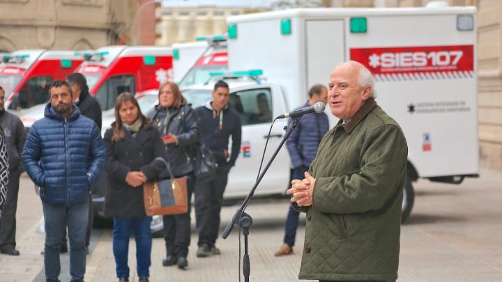Lifschitz entregó ambulancias para el centro norte de Santa Fe