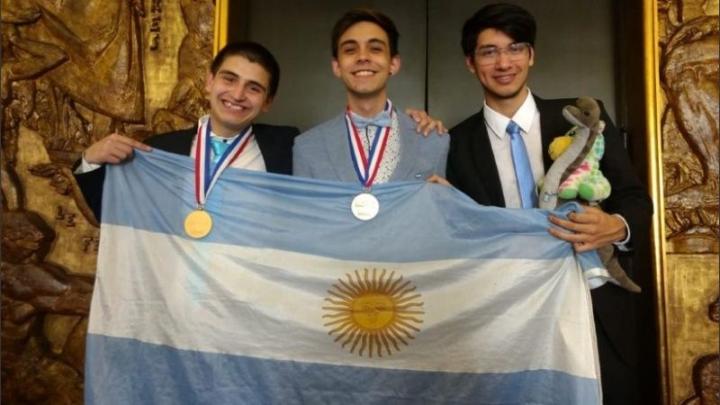 Oro y bronce para estudiantes argentinos