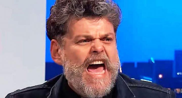 Alfredo Casero: “Pueblo de opas y carroñeros” 